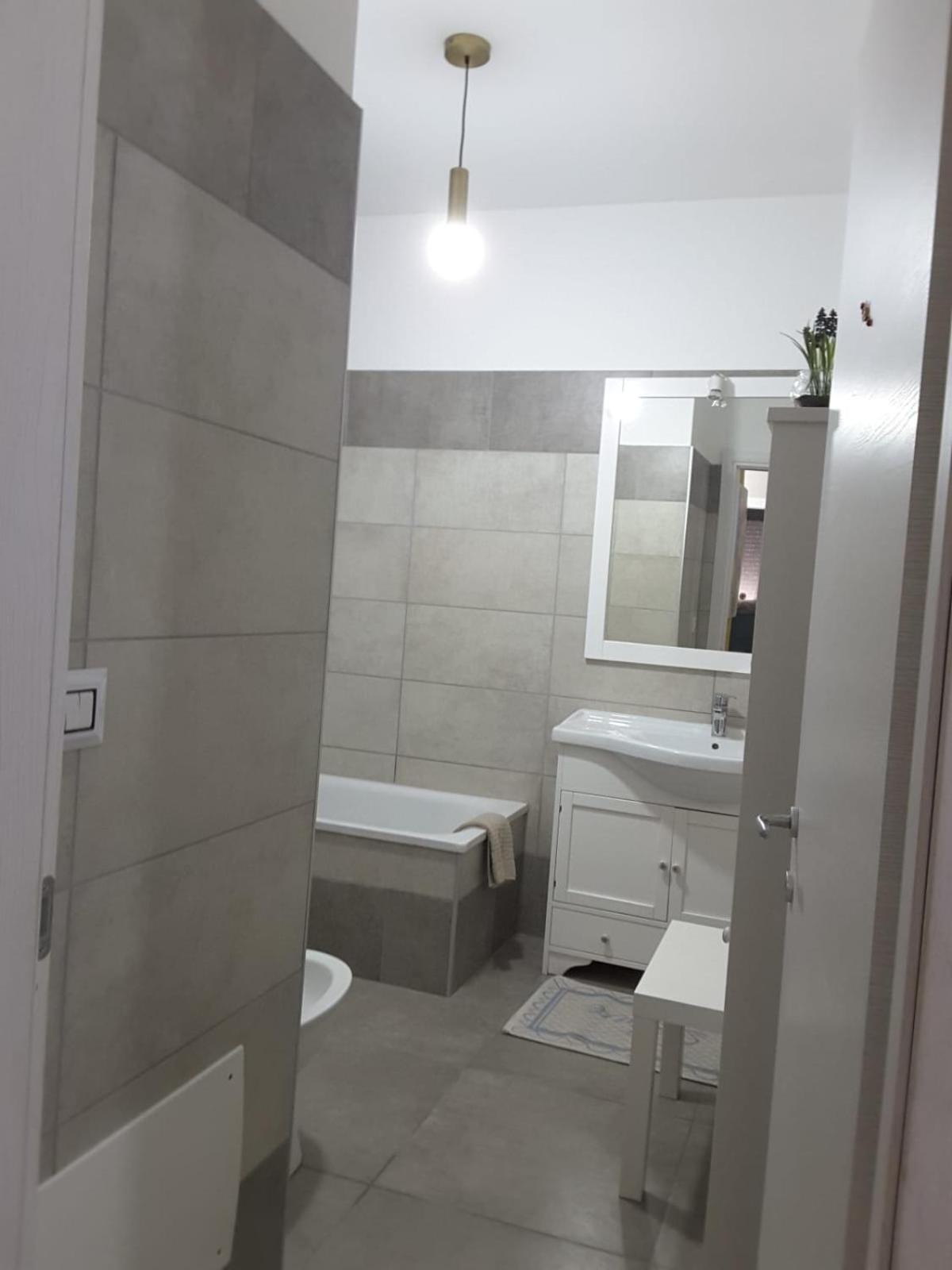 Lucrece Holiday Apartment Turin Exterior photo